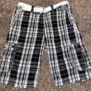 BKE Men’s Plaid Shorts